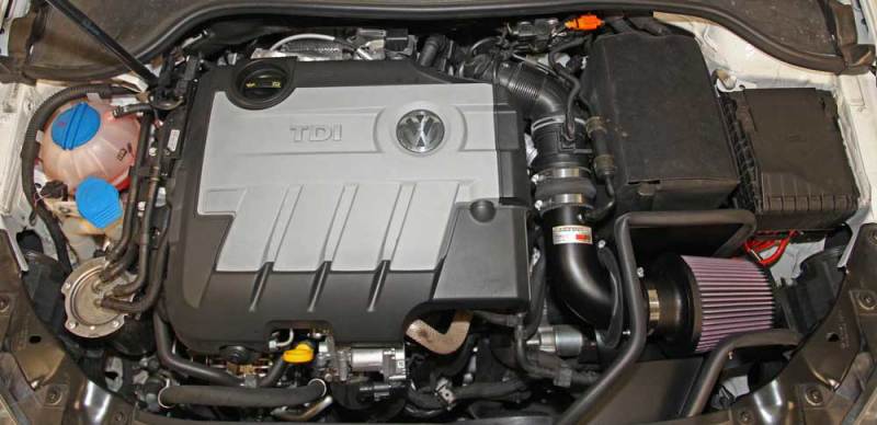 K&N Engineering Typhoon Short Ram Intake: Nissan Sentra SE-R 2007 - 2008