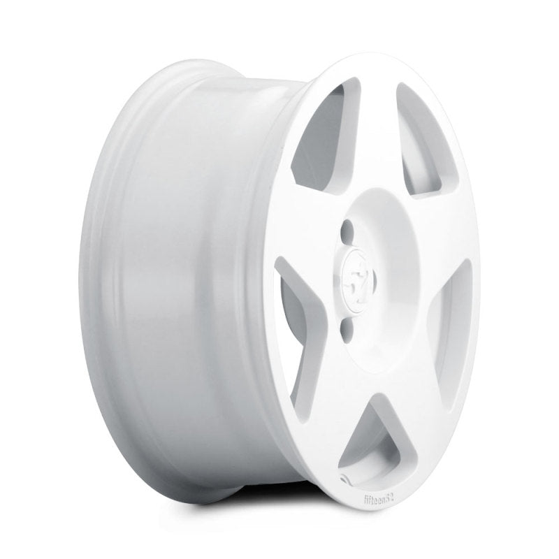 17x7.5 fifteen52 Apex / Rally White