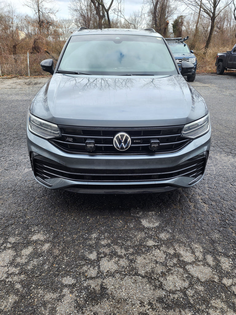 B2BFAB Tiguan Grill Mounted Light Bracket - 2022+ Tiguan