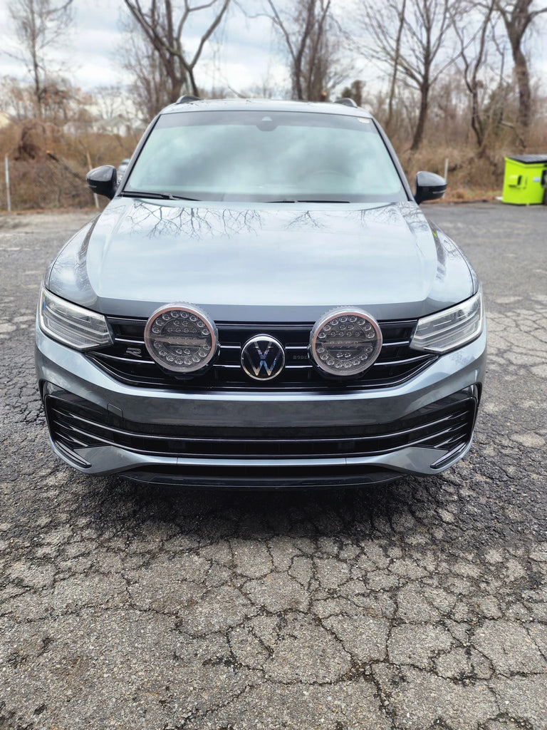 B2BFAB Tiguan Grill Mounted Light Bracket - 2022+ Tiguan