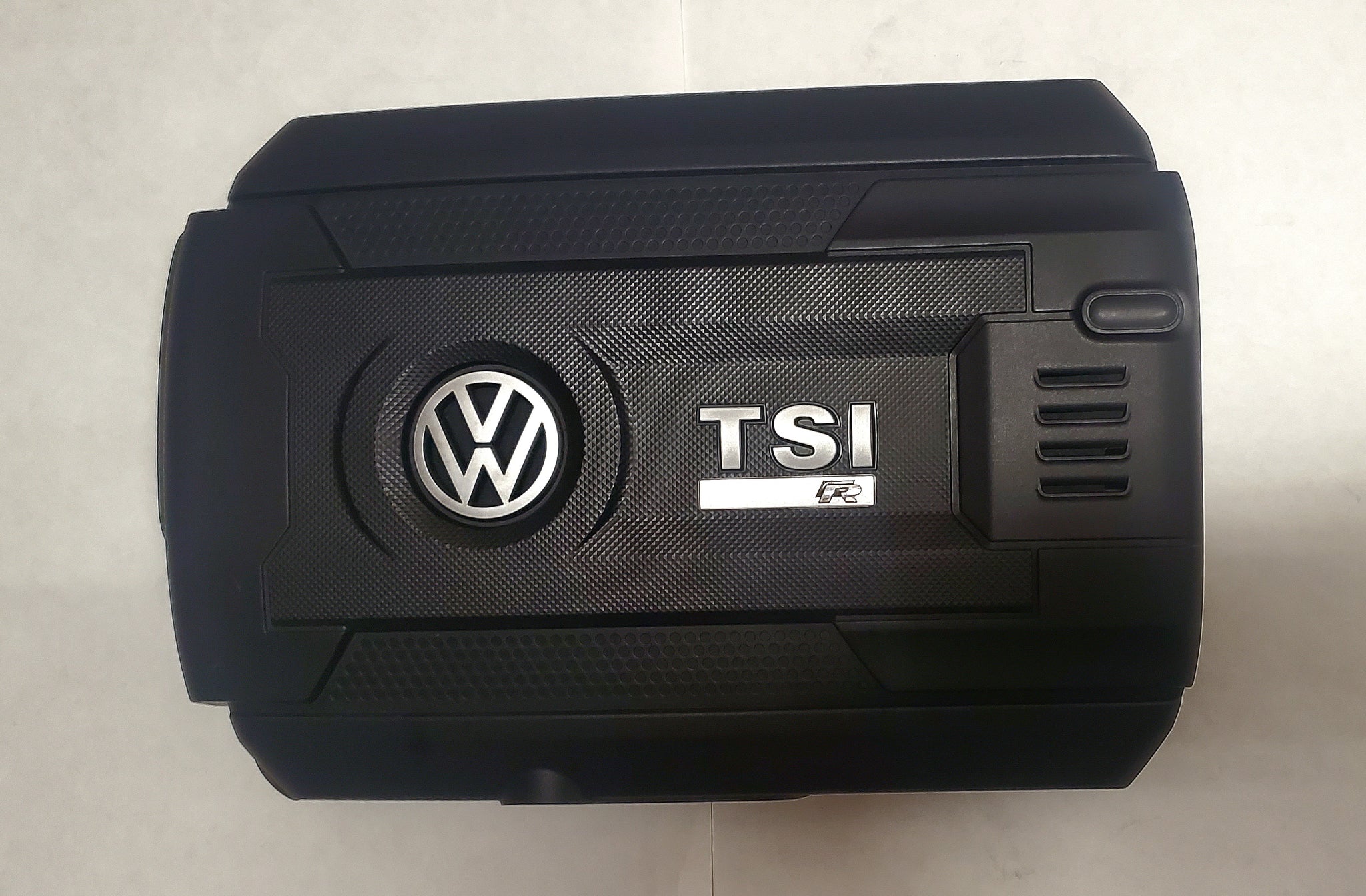 Golf 7 R Engine Cover Genuine MK7/ MK7.5 Golf R Gen 3 Engine Cover – New German Performance