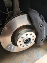 Load image into Gallery viewer, B2BFAB 25mm wheel Spacer Pair, 5x112 for 66.6 Center Bore