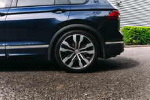 Load image into Gallery viewer, Racingline Sport Lowering Springs - Tiguan II 4Motion