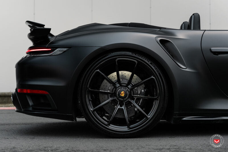 Vossen X Champion RS92 21X9 / ET44 / Gloss Black Wheel / Centerlock / 911 Turbo 991 - Front