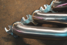 Load image into Gallery viewer, Valvetronic Audi R8 / Lamborghini Gallardo LP / Lamborghini Huracan Free Flow Headers