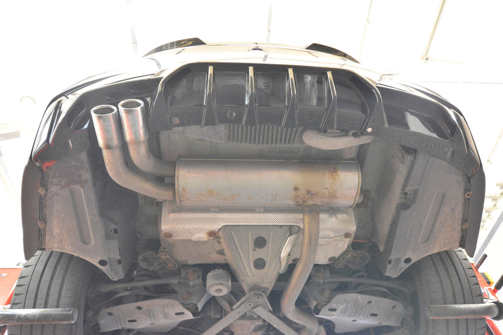 MAXTON DESIGN CENTRAL REAR SPLITTER (WITH VERTICAL BARS) BMW 4 COUPE / GRAN COUPE / CABRIO M-PACK F32 / F36 / F33