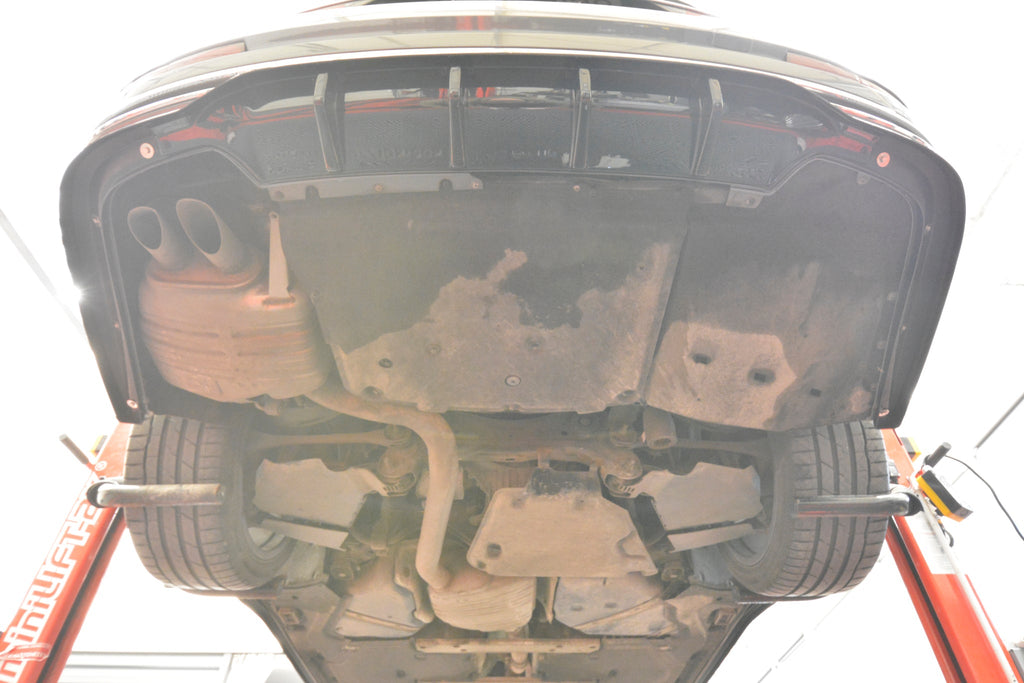 MAXTON DESIGN Rear Splitter (with vertical bars) Audi A8 D5