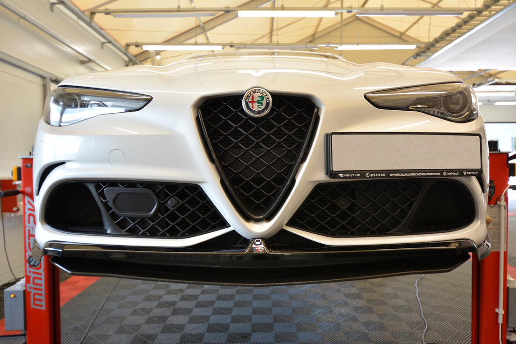 MAXTON DESIGN FRONT SPLITTER ALFA ROMEO GIULIA QUADRIFOGLIO