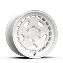 Load image into Gallery viewer, fifteen52 Turbomac HD Classic 17x8.5 / 5x150 BP / 0ET / 110.3mm CB / 4.75in BS / Classic White Wheel