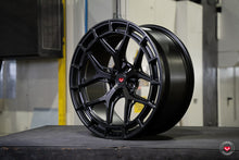 Load image into Gallery viewer, Vossen LC3-01 - 22x10 - ET22 - 5x112 - 66.56 - Deep - SB - OEM Cap - 24+ AMG GT Coupe - Front
