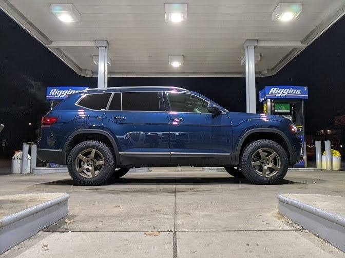 B2BFAB VW Atlas Cross Sport Camber Correcting Lift Kit