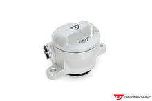 Load image into Gallery viewer, Unitronic Low Profile Oil Fill Neck for Audi 2.5TFSI - Clear Anodized