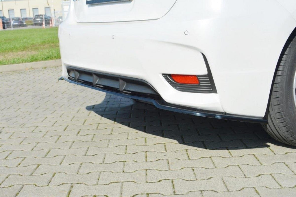 MAXTON DESIGN CENTRAL REAR SPLITTER LEXUS CT MK1 FACELIFT (WITHOUT VERTICAL BARS)