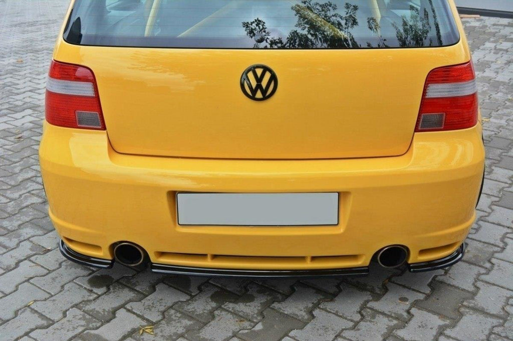 MAXTON DESIGN CENTRAL REAR SPLITTER VW GOLF IV R32