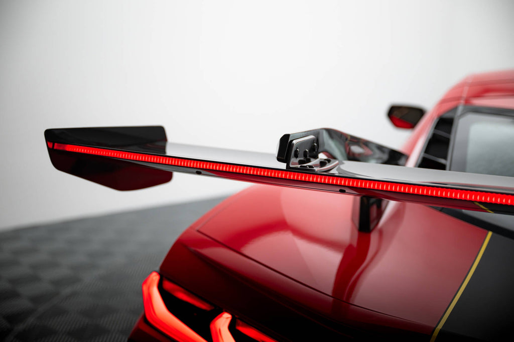 MAXTON DESIGN Carbon Spoiler + LED Chevrolet Corvette C8