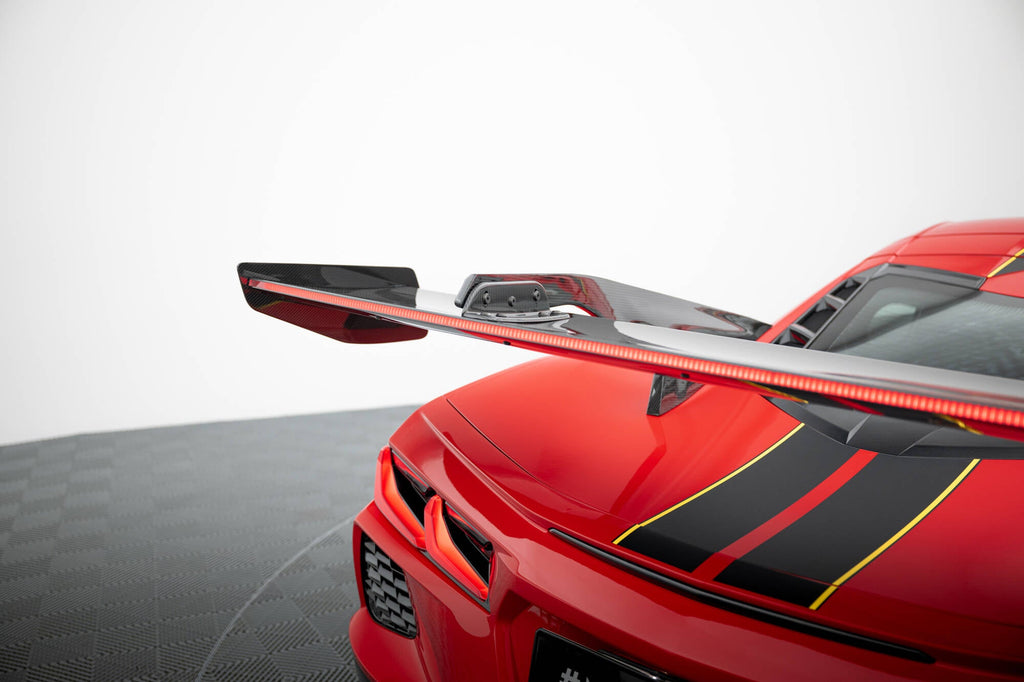 MAXTON DESIGN Carbon Spoiler + LED Chevrolet Corvette C8