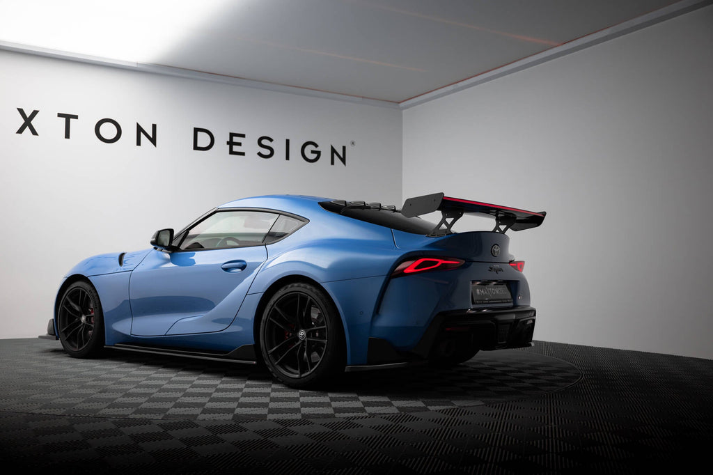 MAXTON DESIGN CARBON SPOILER WITH EXTERNAL BRACKETS UPRIGHTS + LED TOYOTA SUPRA MK5