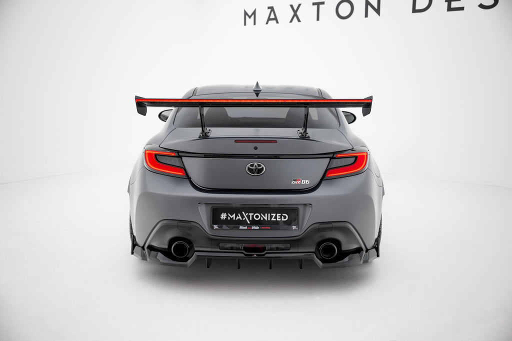 MAXTON DESIGN Carbon Spoiler With Internal Brackets Uprights + LED Toyota GR86