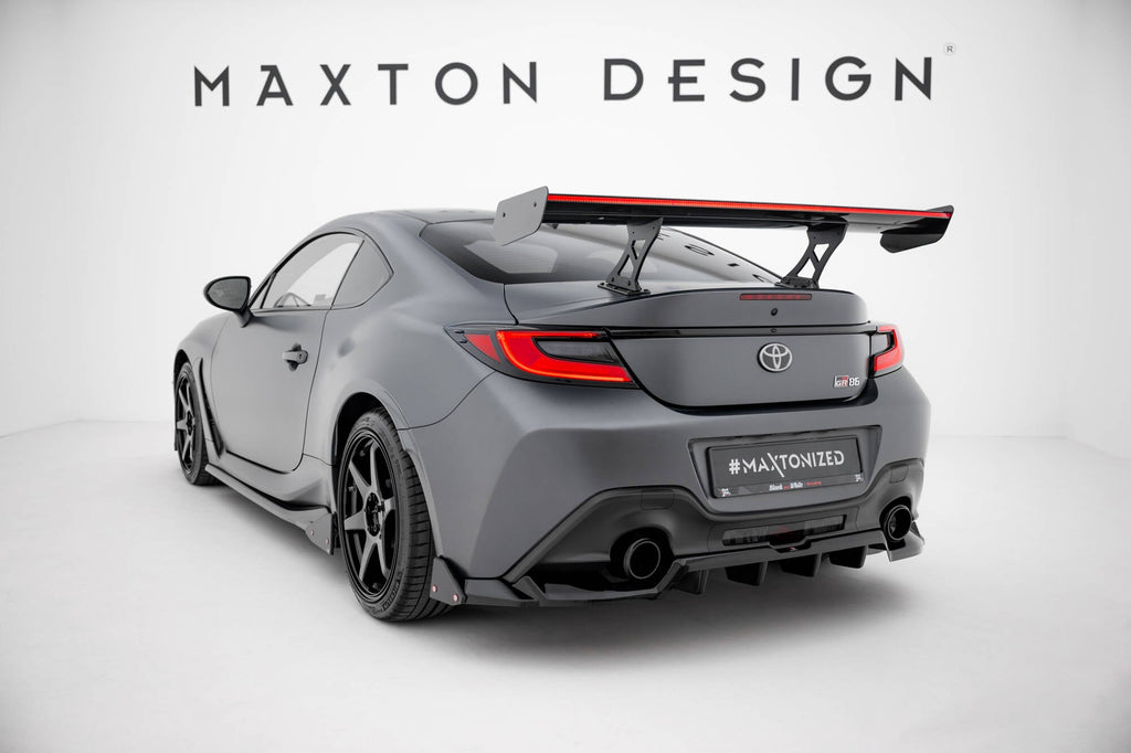 MAXTON DESIGN Carbon Spoiler With Internal Brackets Uprights + LED Toyota GR86