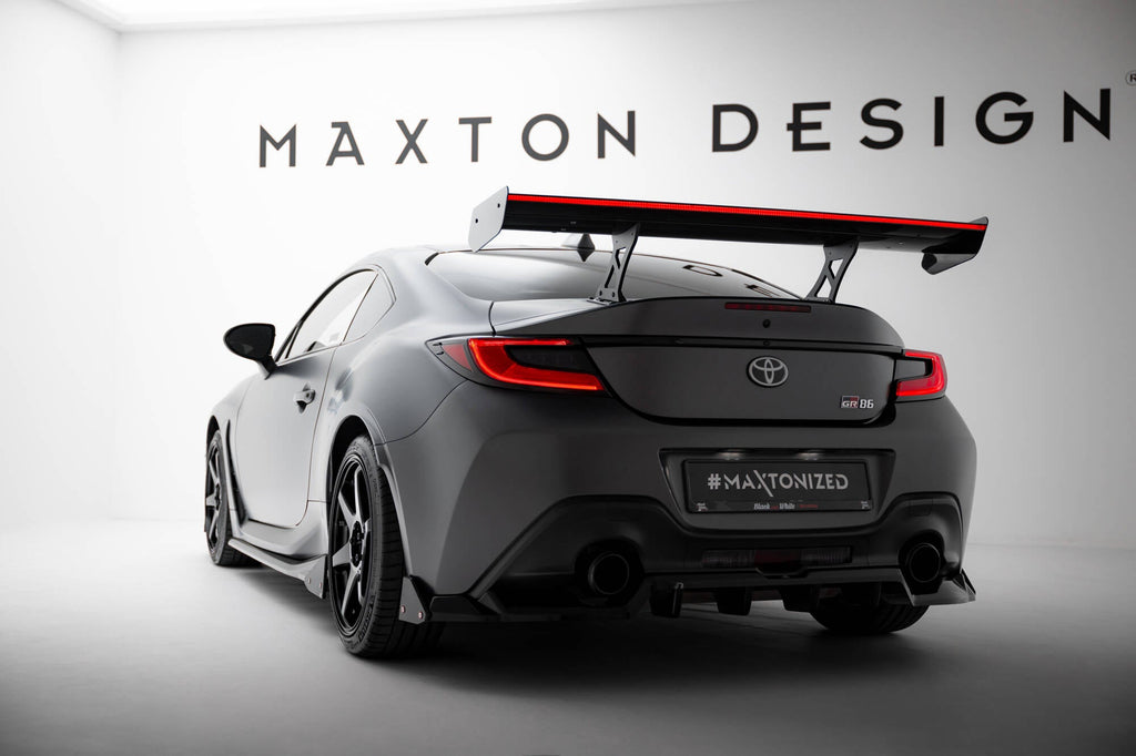 MAXTON DESIGN Carbon Spoiler With Internal Brackets Uprights + LED Toyota GR86