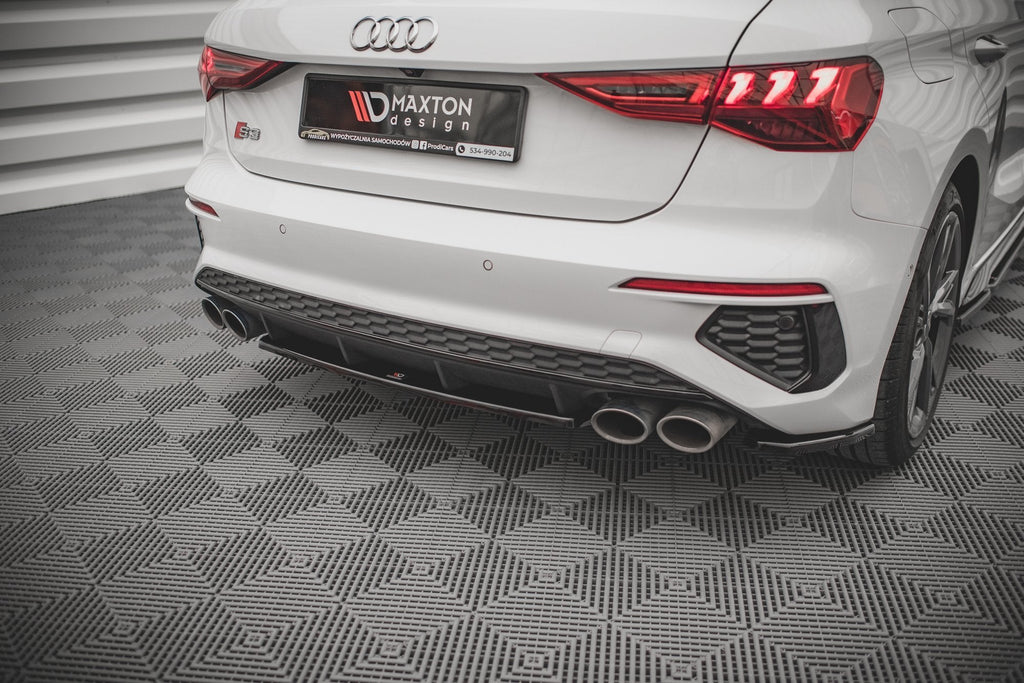 MAXTON DESIGN CENTRAL REAR SPLITTER FOR AUDI S3 Sportback 8Y