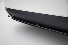 Load image into Gallery viewer, MAXTON DESIGN Central Rear Splitter for BMW 4 Coupe / Cabrio G22 / G23