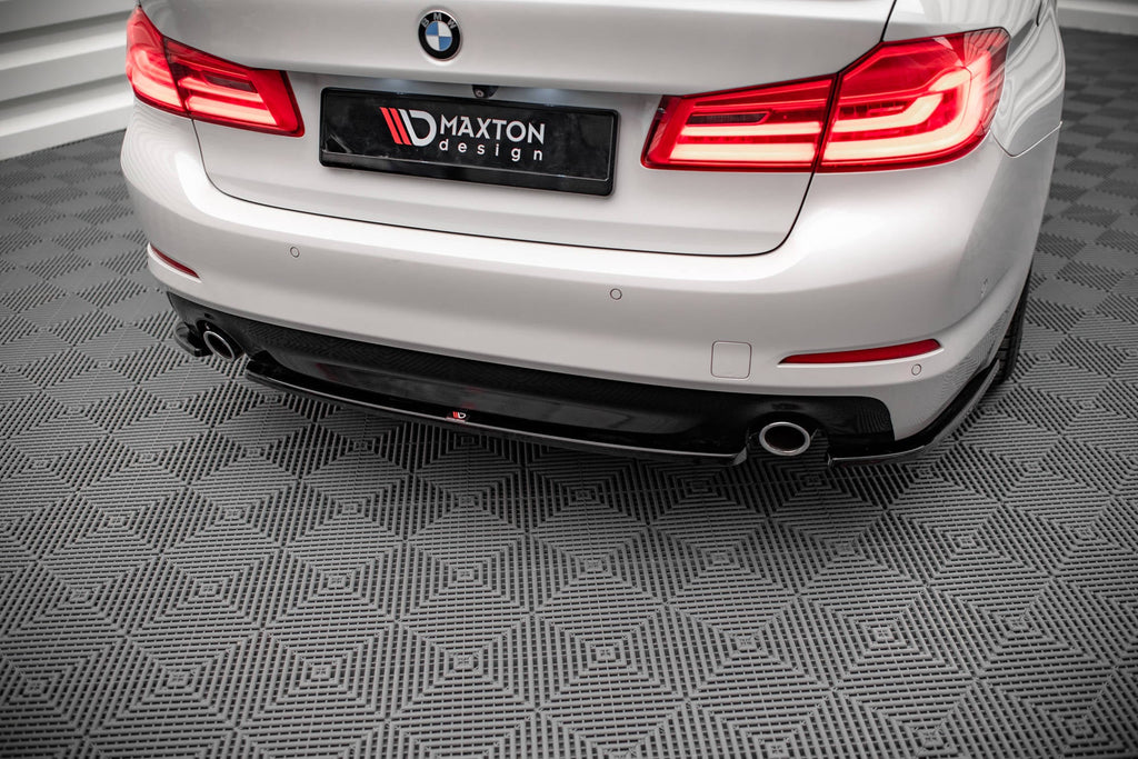 MAXTON DESIGN CENTRAL REAR SPLITTER FOR BMW 5 G30