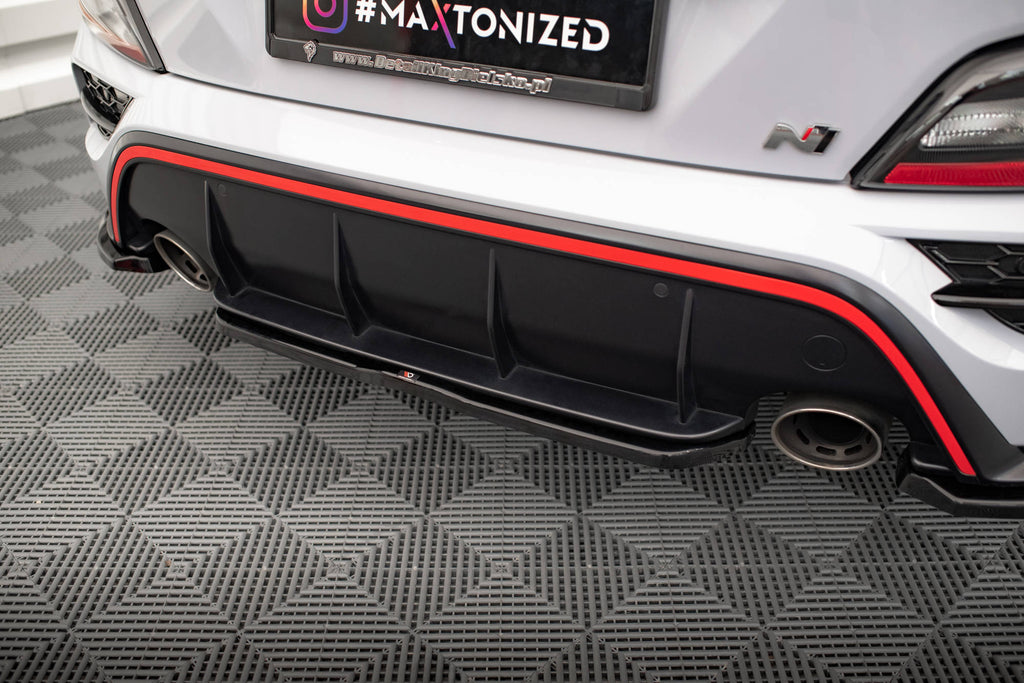 MAXTON DESIGN CENTRAL REAR SPLITTER FOR HYUNDAI KONA N MK1