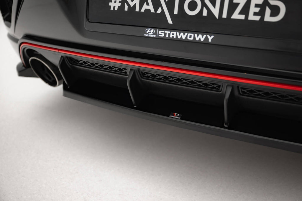 MAXTON DESIGN Central Rear Splitter for Hyundai Veloster N Mk2