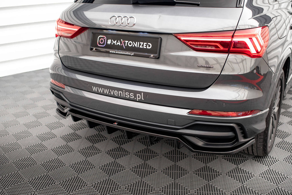 MAXTON DESIGN CENTRAL REAR SPLITTER (WITH VERTICAL BARS) AUDI Q3 S-LINE F3