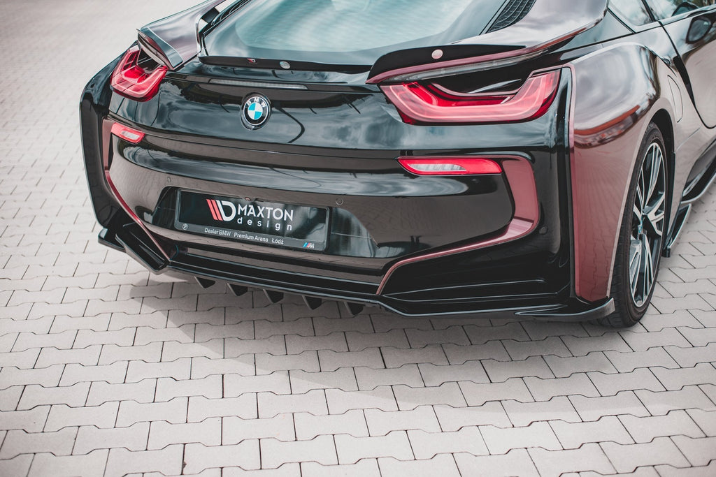 MAXTON DESIGN CENTRAL REAR SPLITTER (WITH VERTICAL BARS) BMW I8