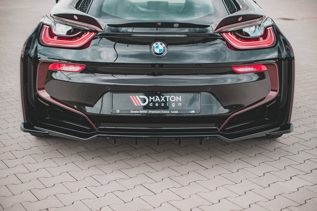 MAXTON DESIGN CENTRAL REAR SPLITTER (WITH VERTICAL BARS) BMW I8