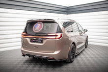 Load image into Gallery viewer, MAXTON DESIGN CENTRAL REAR SPLITTER (WITH VERTICAL BARS) CHRYSLER PACIFICA MK2