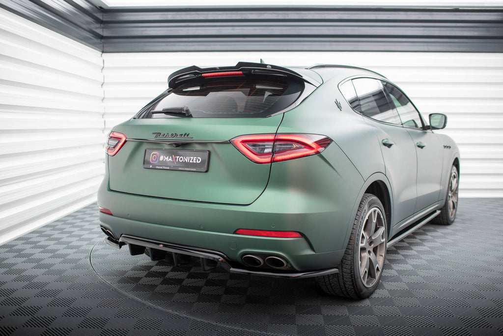 MAXTON DESIGN CENTRAL REAR SPLITTER (WITH VERTICAL BARS) MASERATI LEVANTE MK1