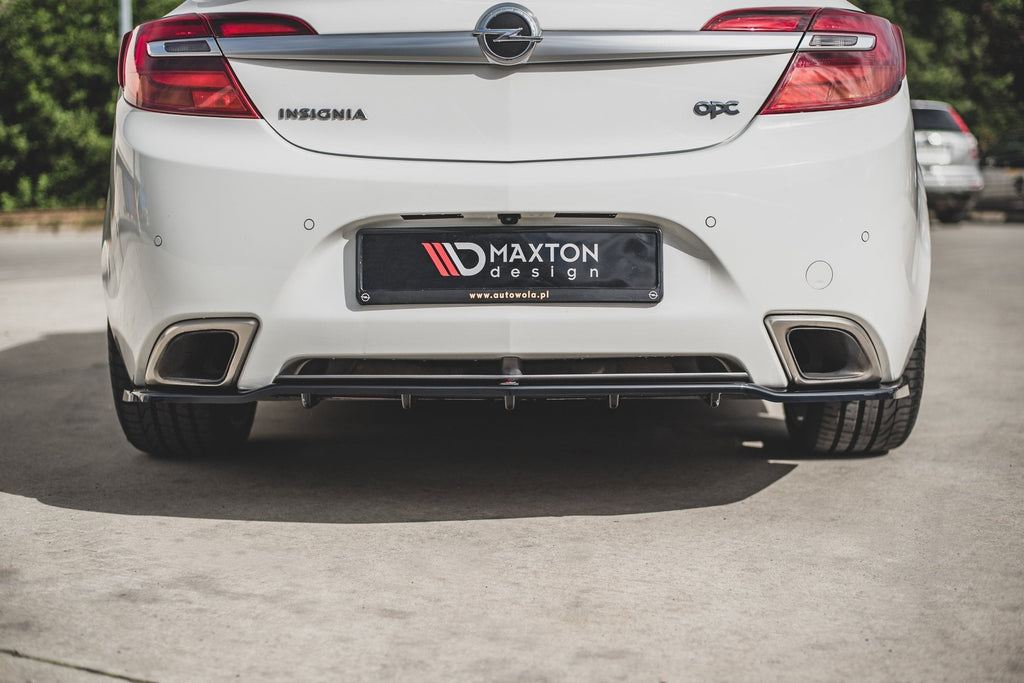 MAXTON DESIGN CENTRAL REAR SPLITTER (WITH VERTICAL BARS) BUICK REGAL GS / OPEL INSIGNIA MK. 1 OPC FACELIFT