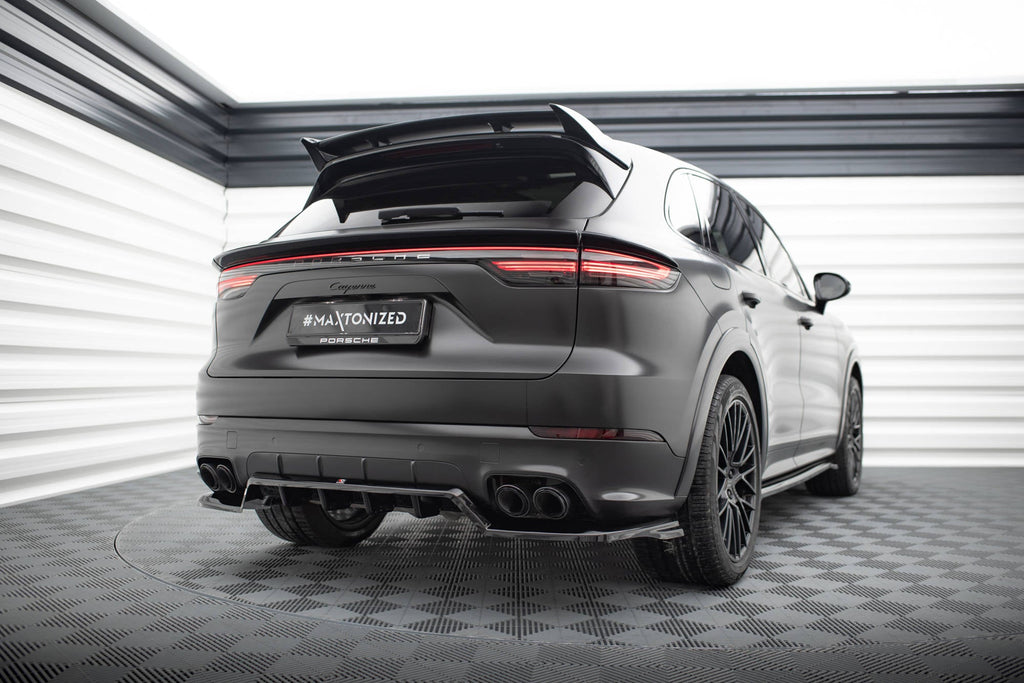 MAXTON DESIGN CENTRAL REAR SPLITTER (WITH VERTICAL BARS) PORSCHE CAYENNE SPORT DESIGN MK3