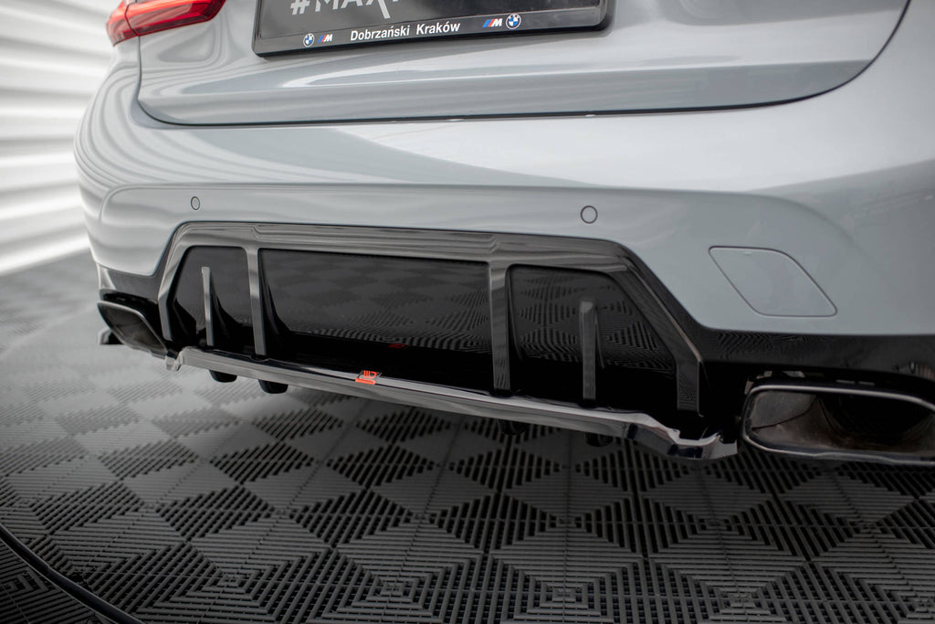 MAXTON DESIGN CENTRAL REAR SPLITTER (WITH VERTICAL BARS) V.1 BMW M340I G20 / G21 FACELIFT