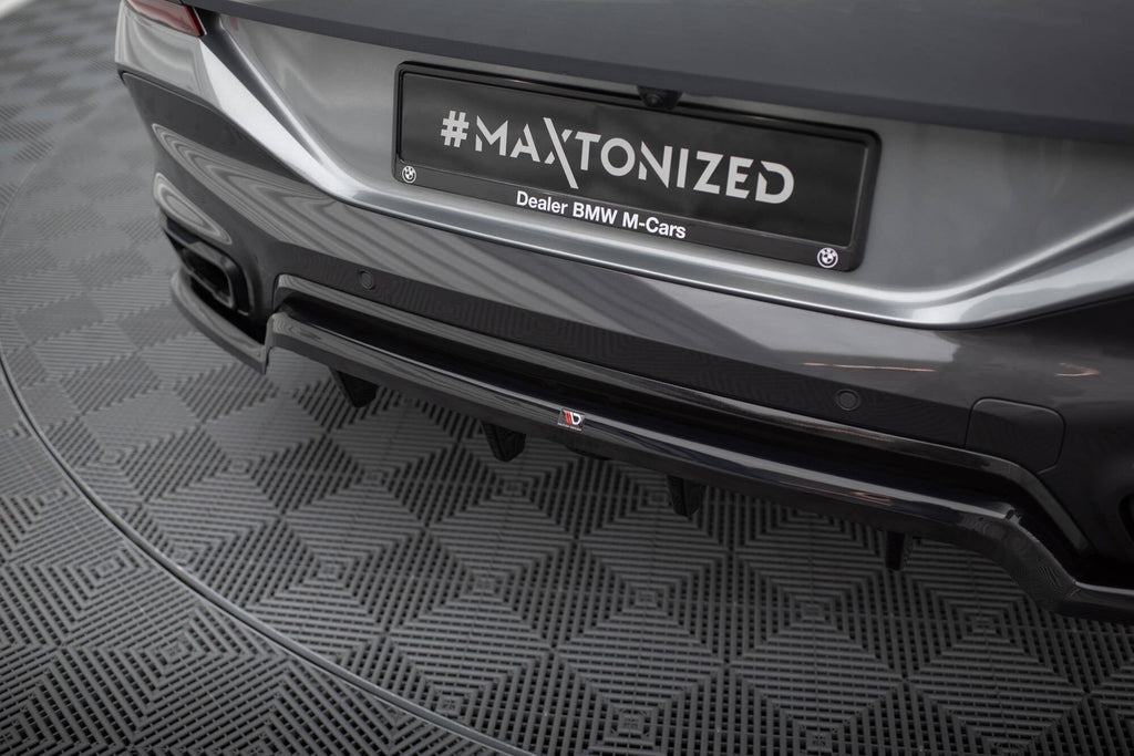 MAXTON DESIGN CENTRAL REAR SPLITTER (WITH VERTICAL BARS) V.1 BMW X6 M-PACK G06 FACELIFT