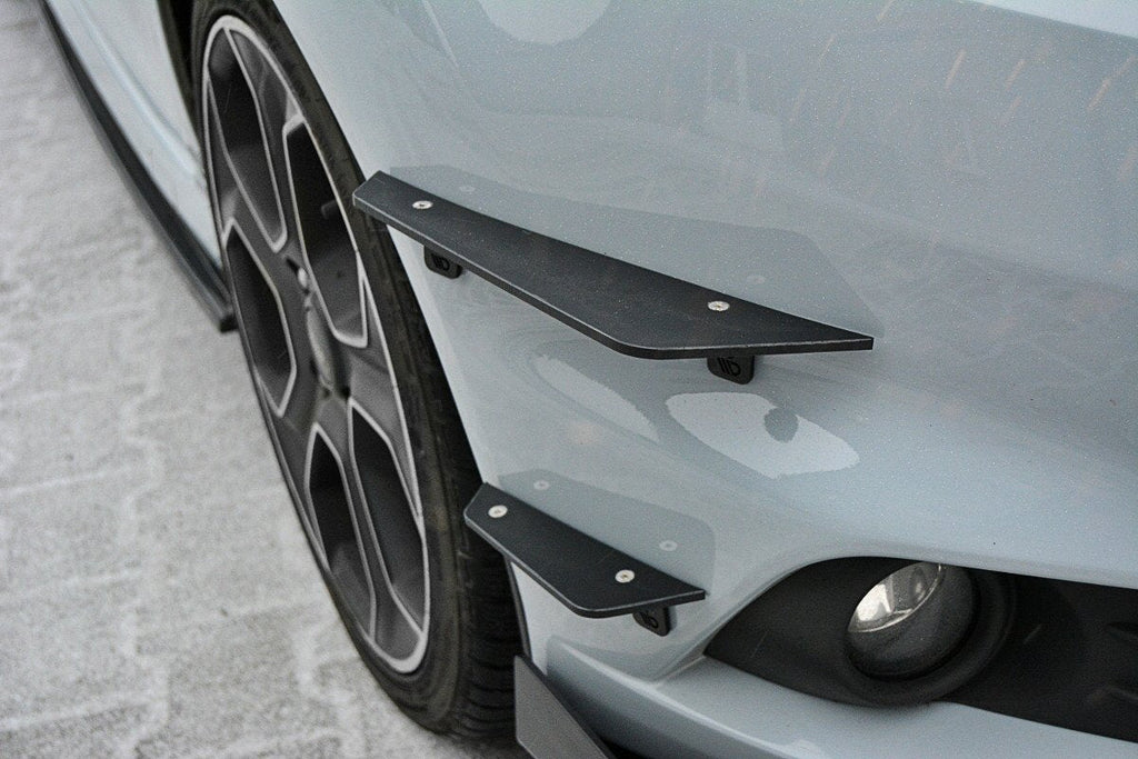 MAXTON DESIGN FRONT BUMPER WINGS (CANARDS) FORD FIESTA ST MK7 FL