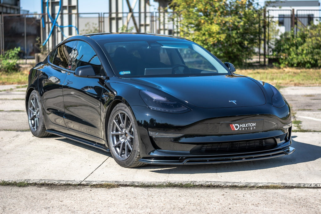 MAXTON DESIGN FRONT SPLITTER V.2 TESLA MODEL 3