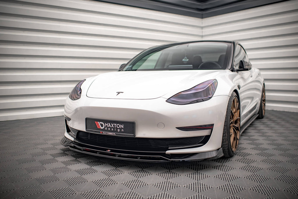 MAXTON DESIGN FRONT SPLITTER V.3 TESLA MODEL 3