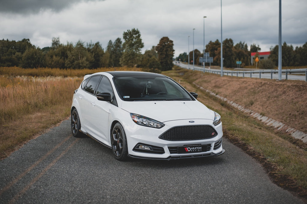 MAXTON DESIGN FRONT SPLITTER V.4 FORD FOCUS ST MK3 FACELIFT