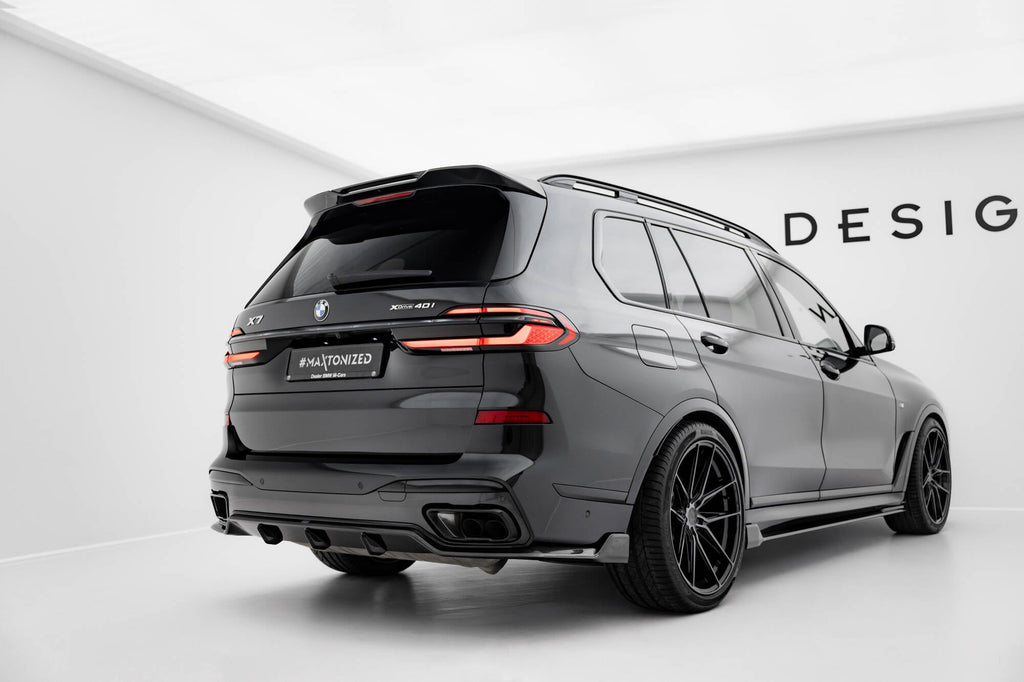 MAXTON DESIGN Carbon Fiber Tailgate Spoiler BMW X7 M-Pack G07 Facelift