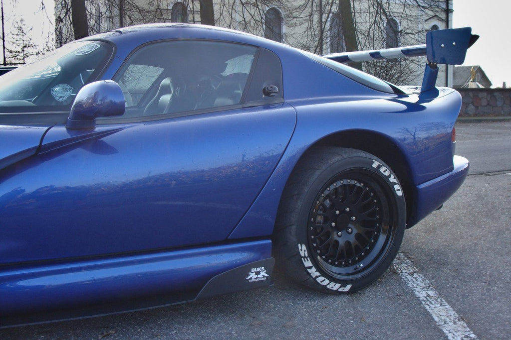 MAXTON DESIGN RACING SIDE SKIRTS DIFFUSERS DODGE VIPER GTS