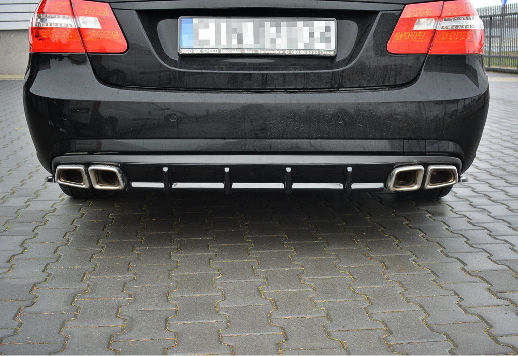 MAXTON DESIGN REAR VALANCE MERCEDES-BENZ E63 AMG W212