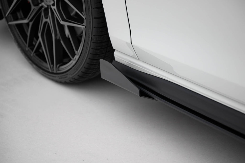 MAXTON DESIGN RACING DURABILITY SIDE SKIRTS DIFFUSERS + FLAPS VOLKSWAGEN GOLF 8 GTI / GTI CLUBSPORT / R-LINE