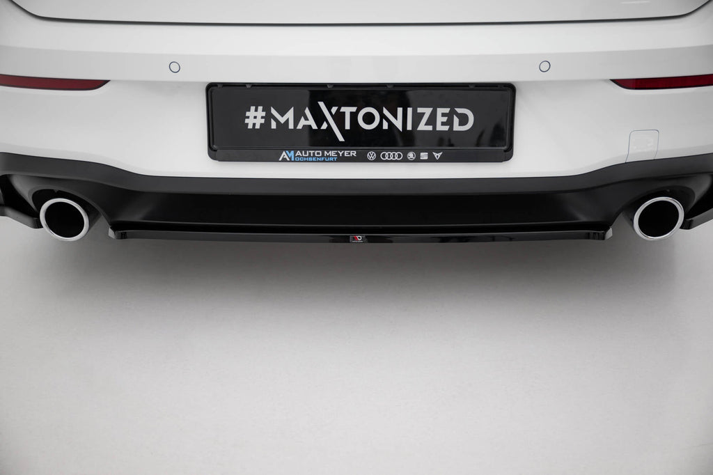 MAXTON DESIGN CENTRAL REAR SPLITTER VOLKSWAGEN GOLF 8 GTI
