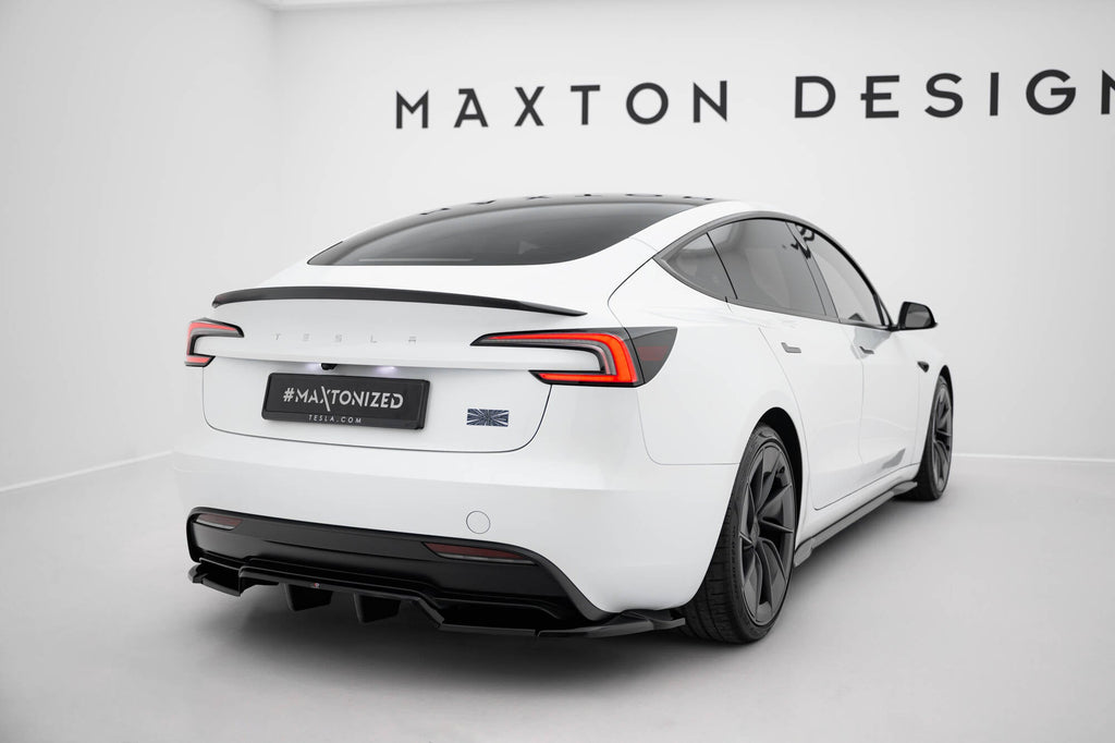 MAXTON DESIGN Rear Splitter (with vertical bars) V.2 Tesla Model 3 Performance Mk1 Facelift