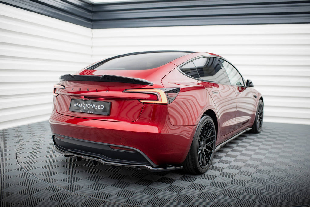 MAXTON DESIGN REAR SPLITTER (WITH VERTICAL BARS) V.2 TESLA MODEL 3 PROJECT HIGHLAND(FACELIFT)