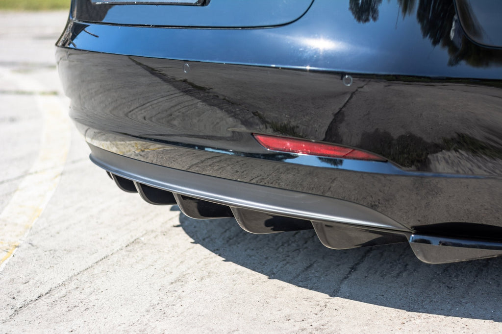 MAXTON DESIGN REAR VALANCE TESLA MODEL 3